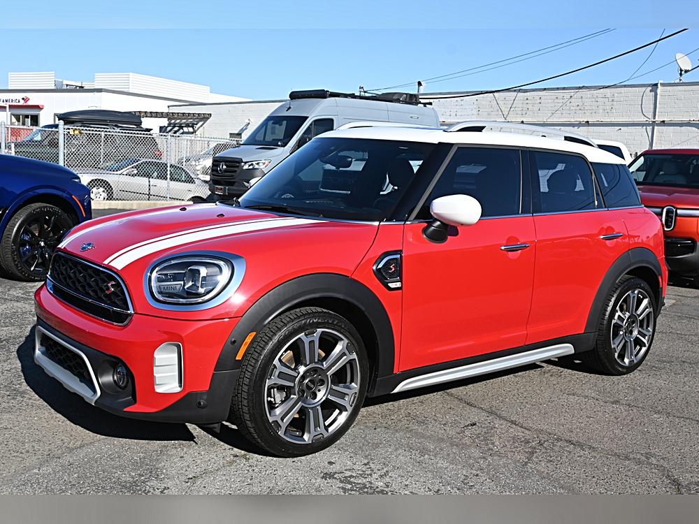 2024 MINI Countryman S's photo