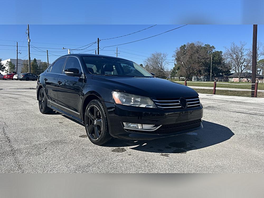 2014 Volkswagen Passat SEL Premium