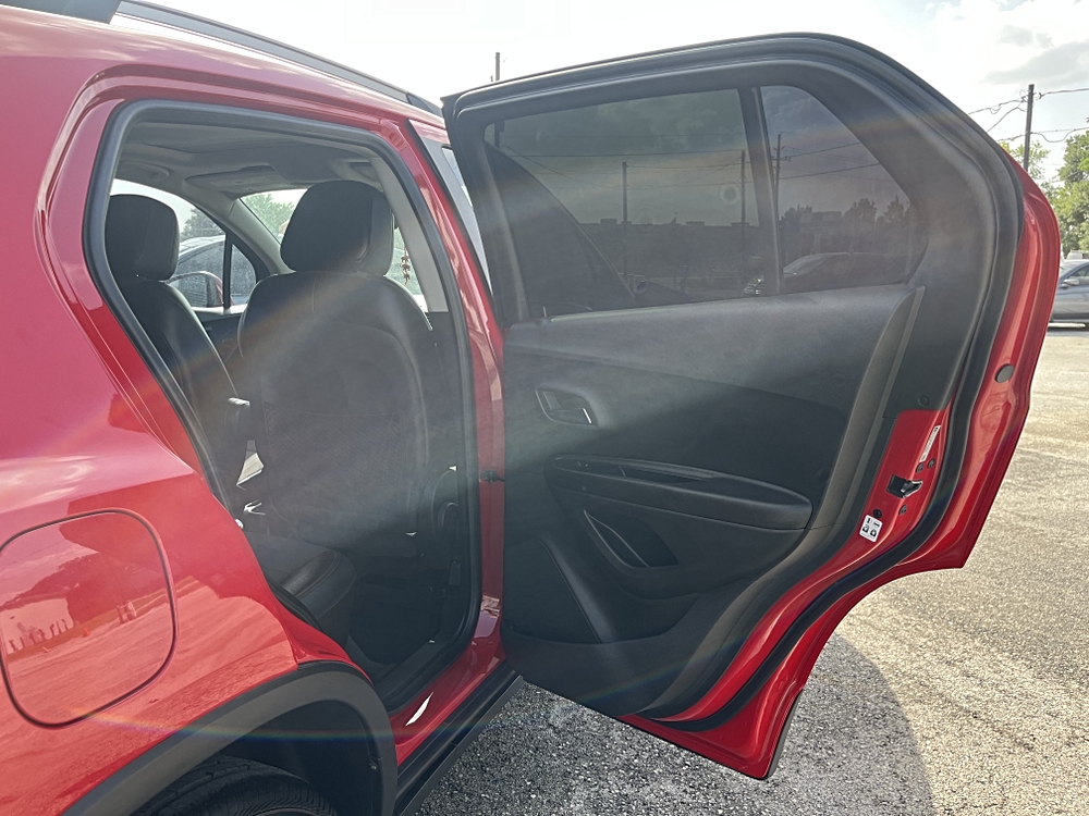 2016 Chevrolet Trax LT - Photo 28
