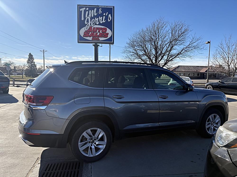 2021 Volkswagen Atlas S's photo