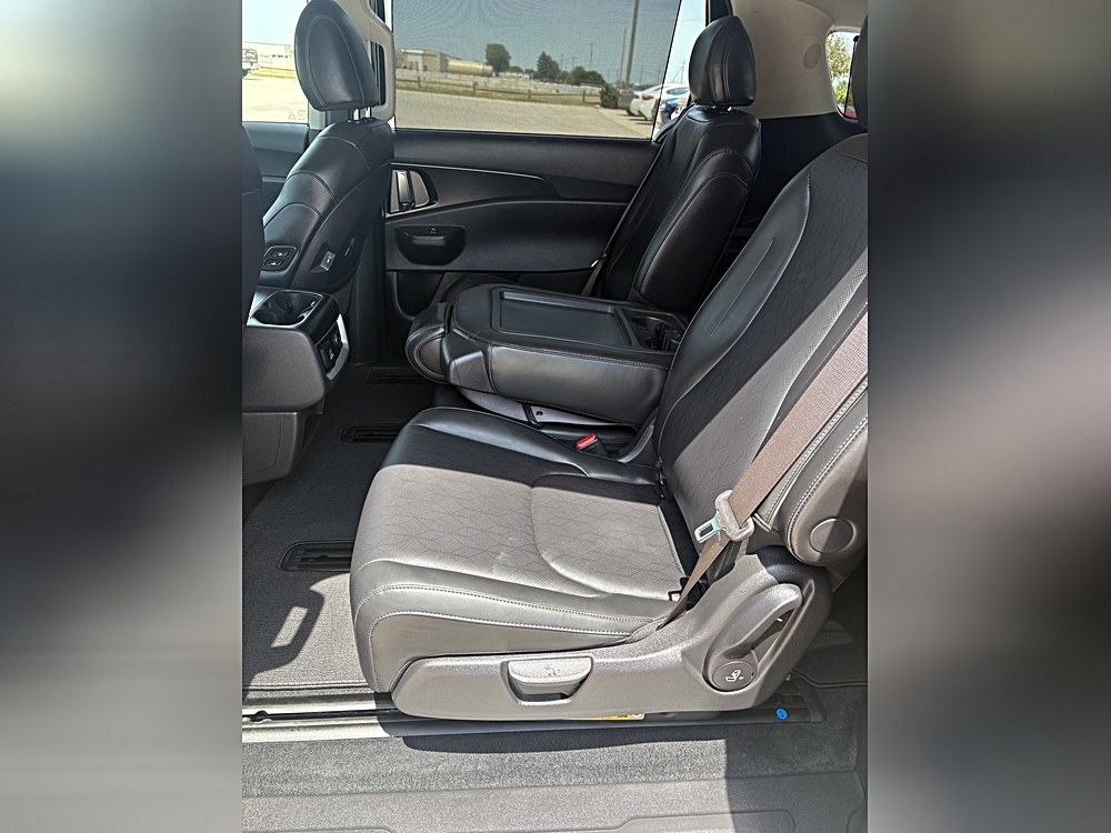 2025 Kia Carnival SX - Photo 7