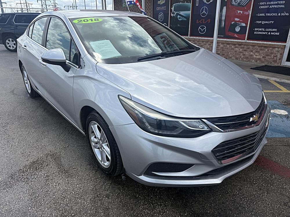 2018 Chevrolet Cruze 1LT Auto's photo
