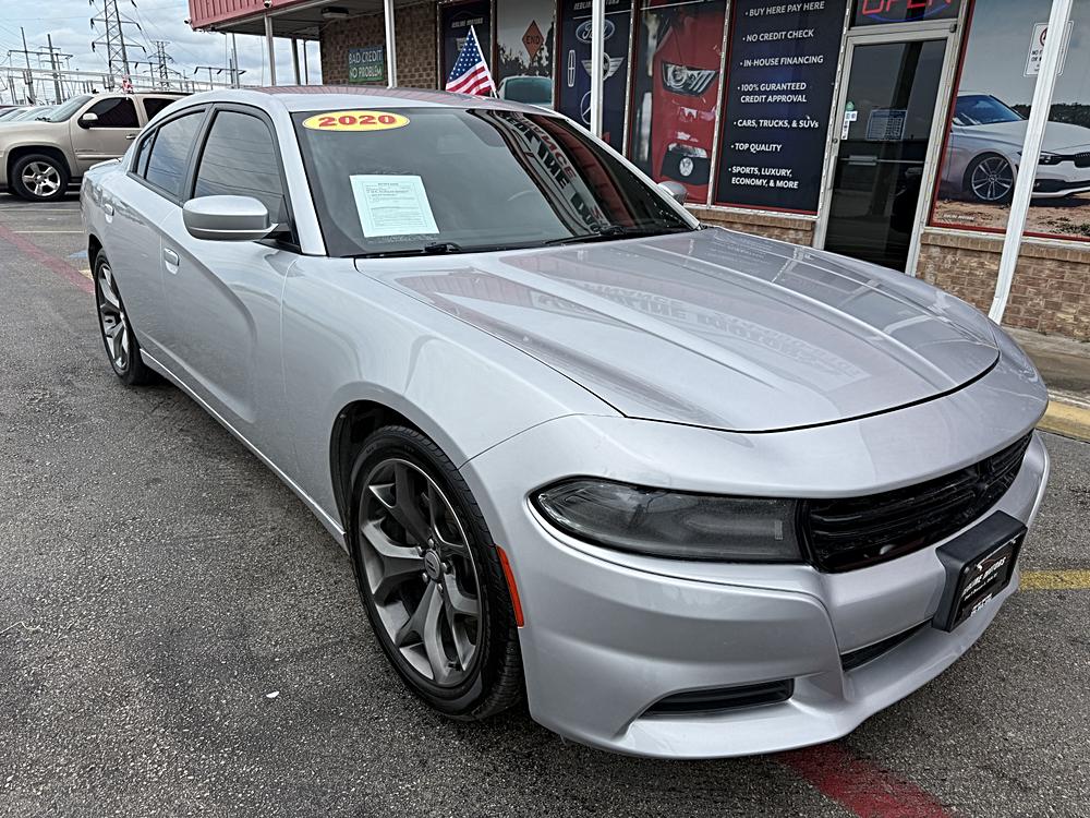 2020 Dodge Charger SXT's photo