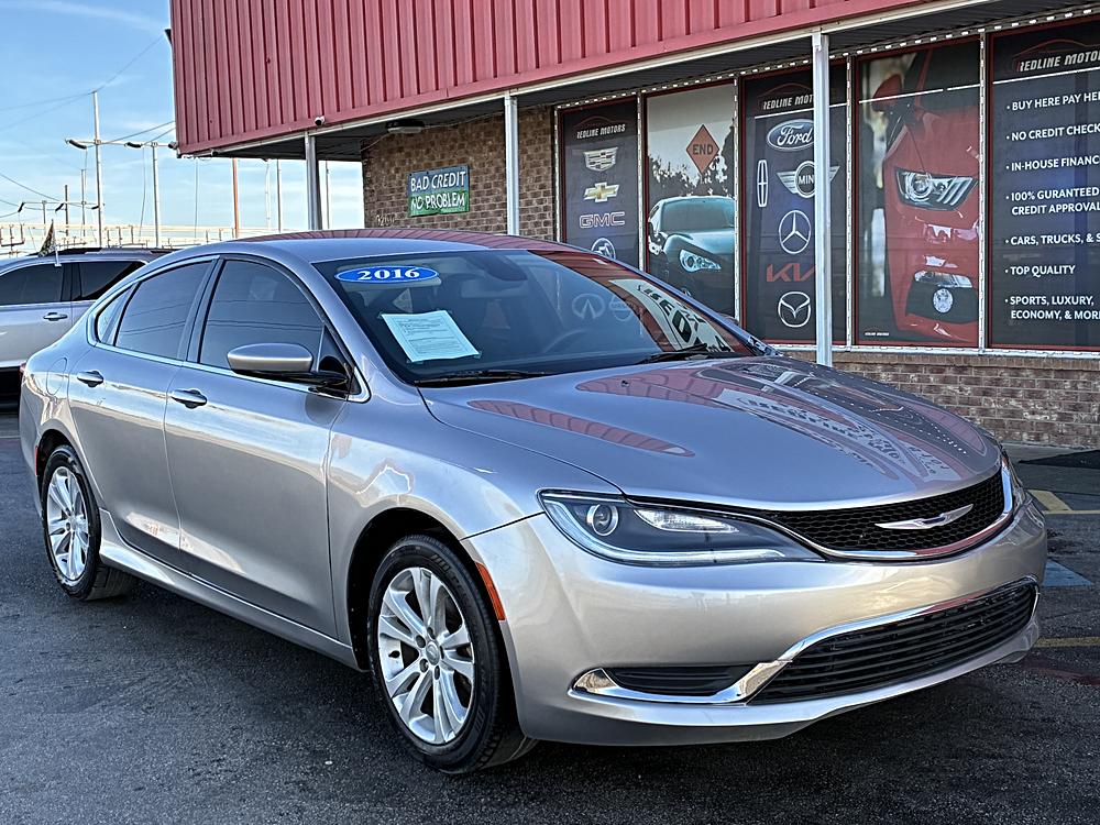 2016 Chrysler 200 Limited