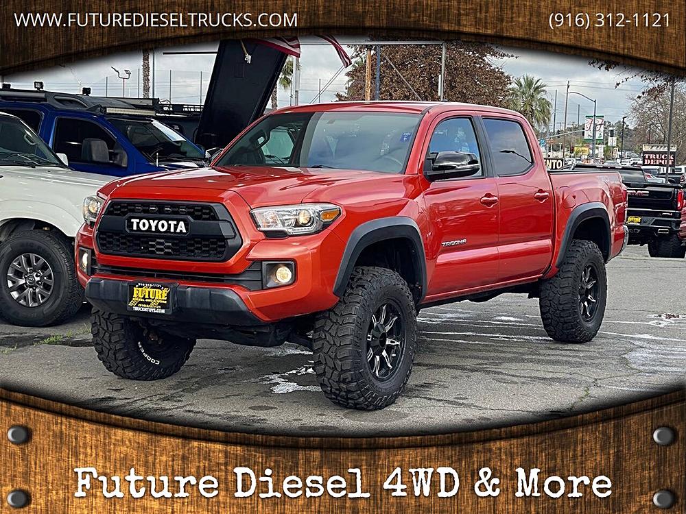 2017 Toyota Tacoma TRD Off Road's photo