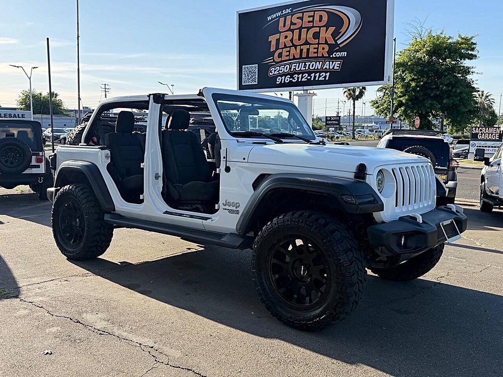 2020 Jeep Wrangler Sport S's photo