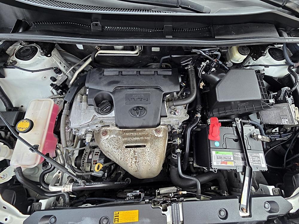 2015 Toyota RAV4 XLE - Photo 19
