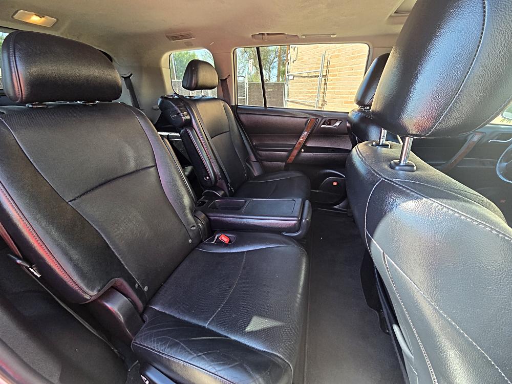 2011 Toyota Highlander Limited - Photo 15