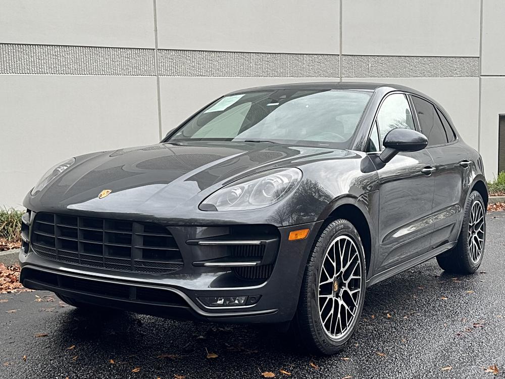 2017 Porsche Macan Turbo's photo
