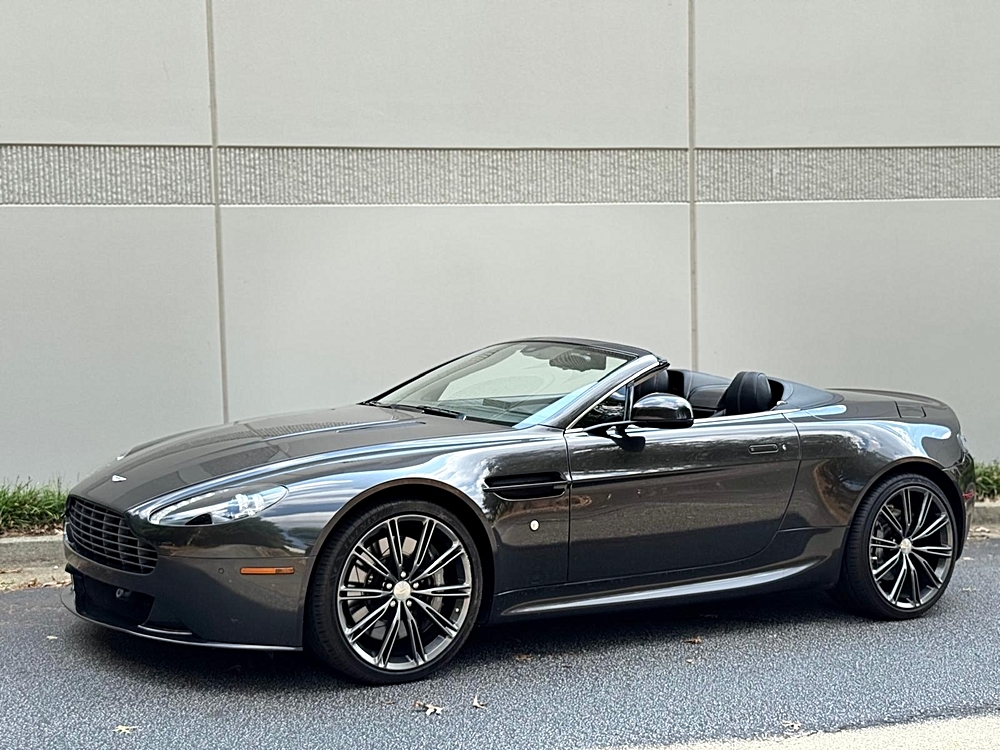 2013 Aston Martin V8 Vantage Base - Photo 31