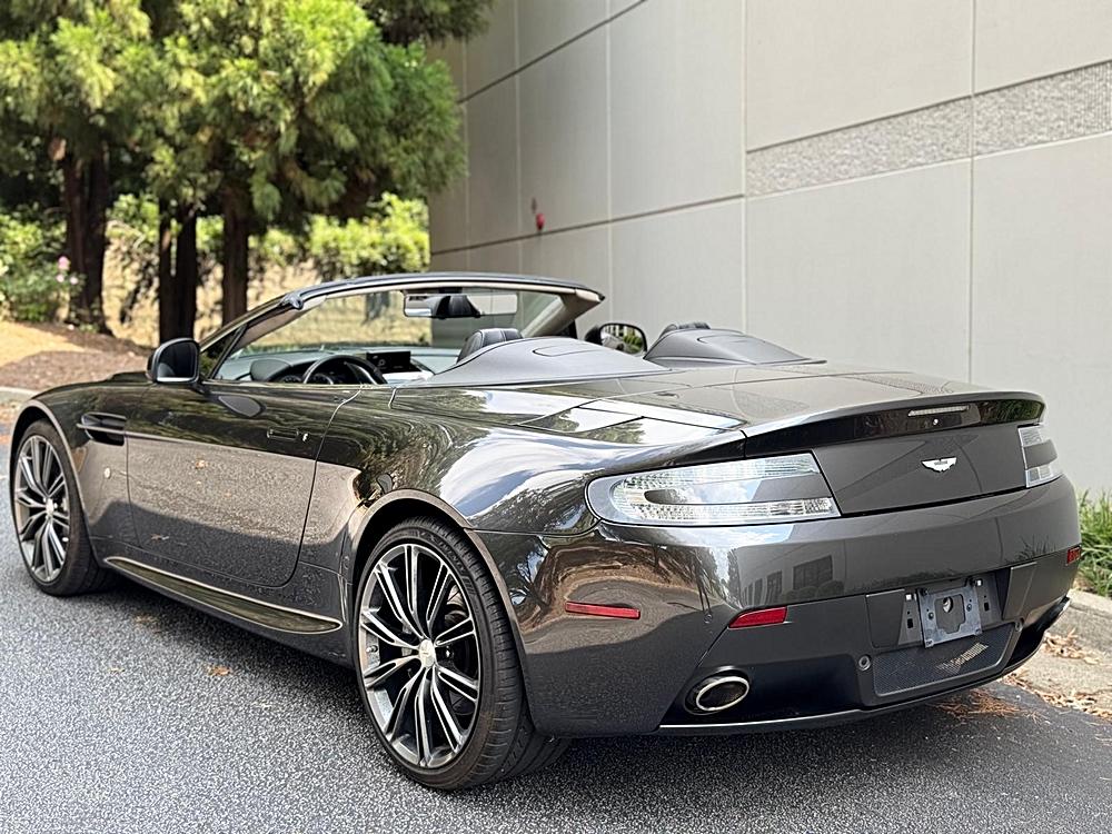 2013 Aston Martin V8 Vantage Base - Photo 35
