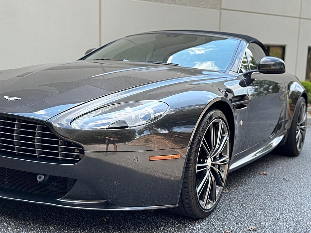 2013 Aston Martin V8 Vantage Base - Photo 9