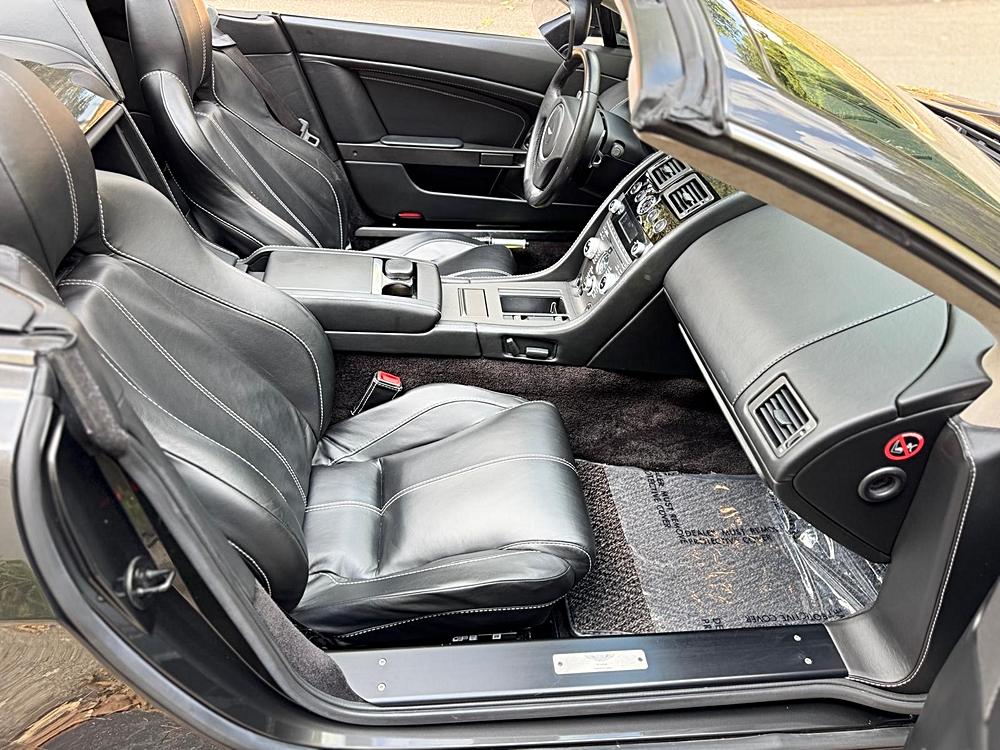 2013 Aston Martin V8 Vantage Base - Photo 37