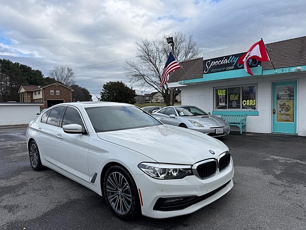 2018 BMW 5 Series 530i's photo