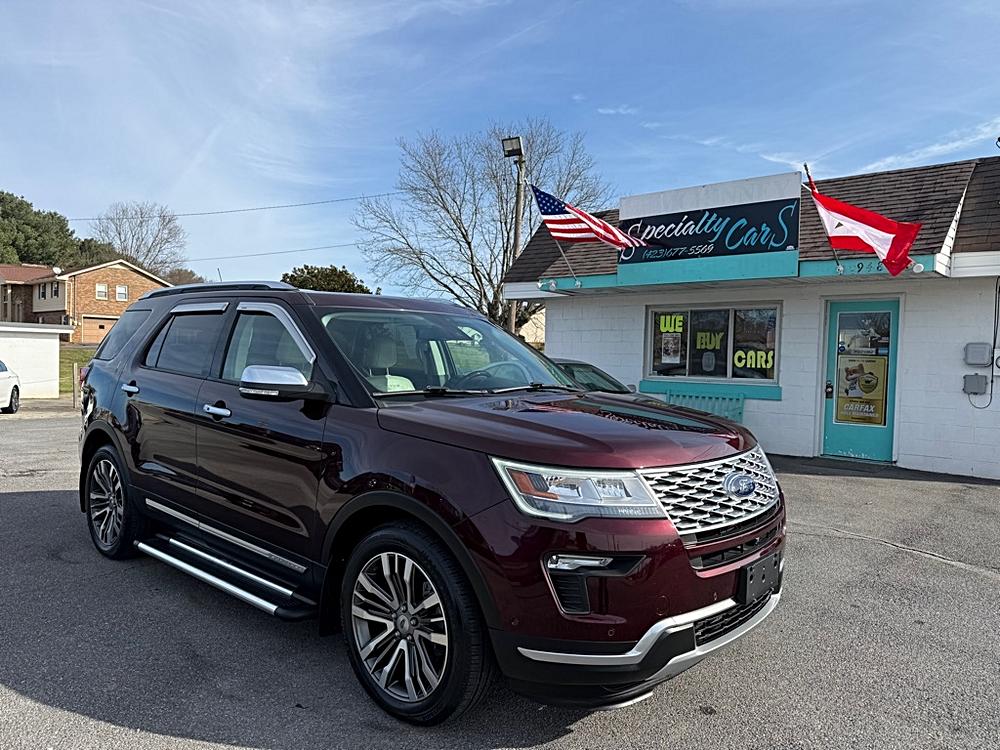2018 Ford Explorer Platinum's photo