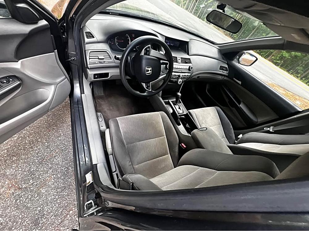 2010 Honda Accord LX-P - Photo 21