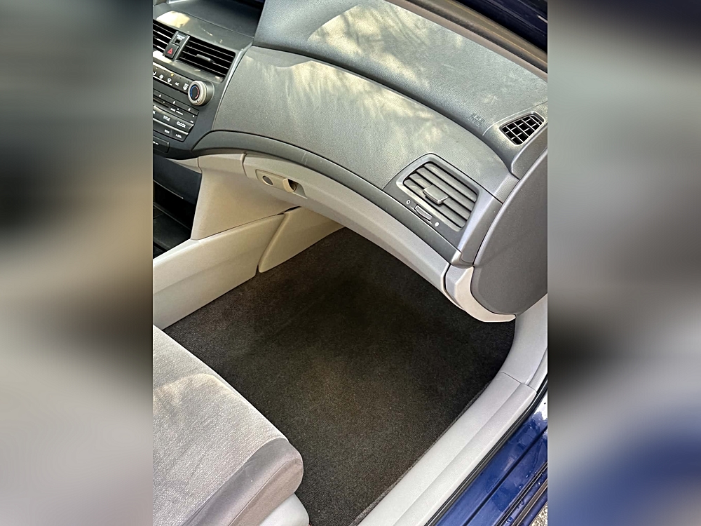 2009 Honda Accord LX-P - Photo 9