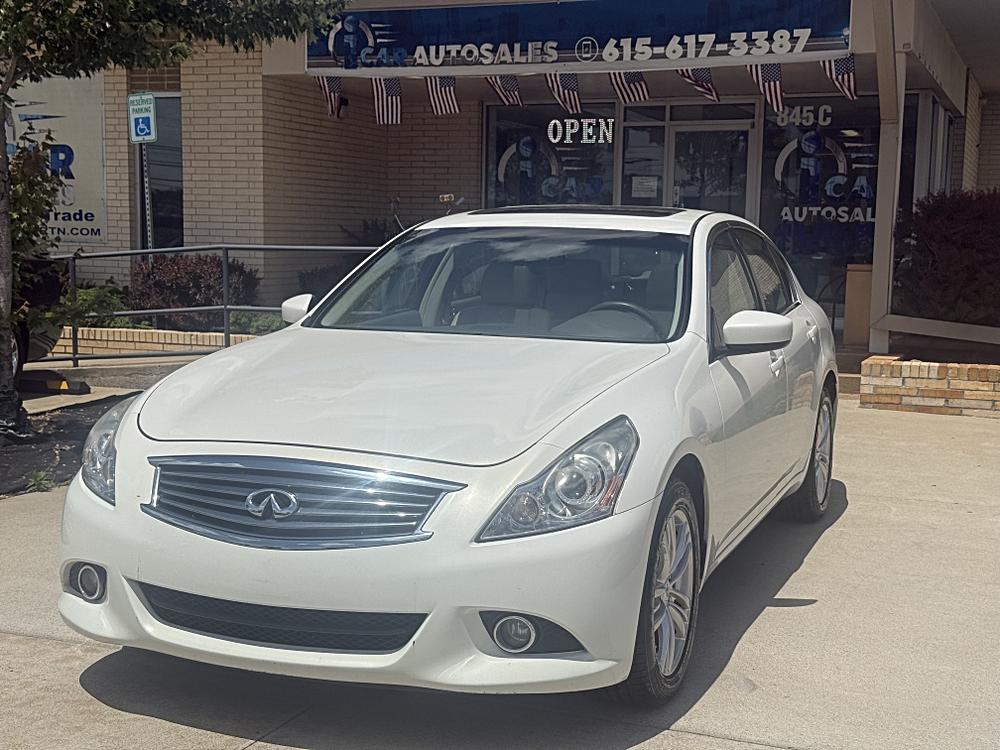 2011 INFINITI G 37x AWD's photo