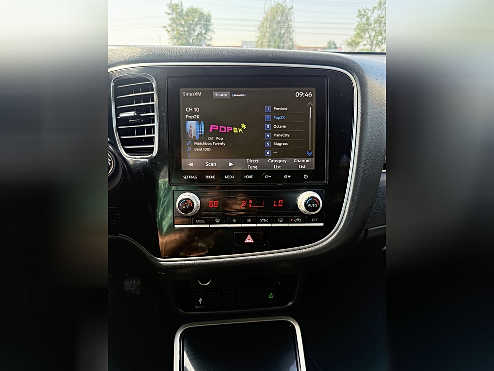 2020 Mitsubishi Outlander SE - Photo 15