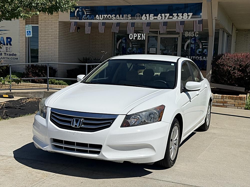2011 Honda Accord LX Auto's photo