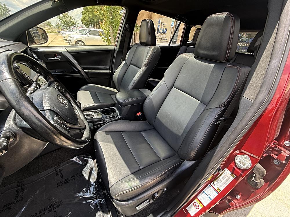 2018 Toyota RAV4 SE - Photo 9