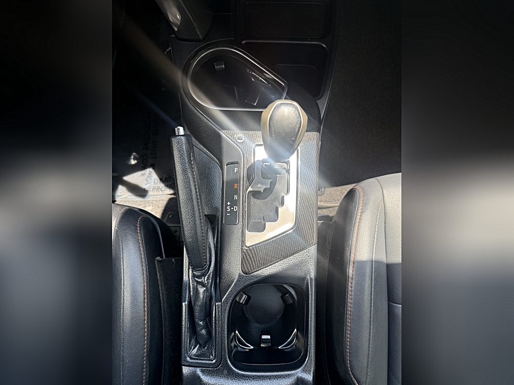 2018 Toyota RAV4 SE - Photo 18