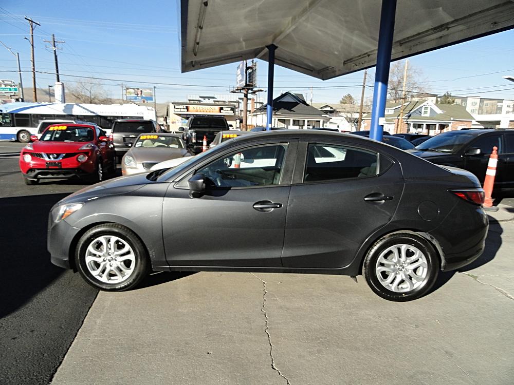 2016 Scion iA Base's photo