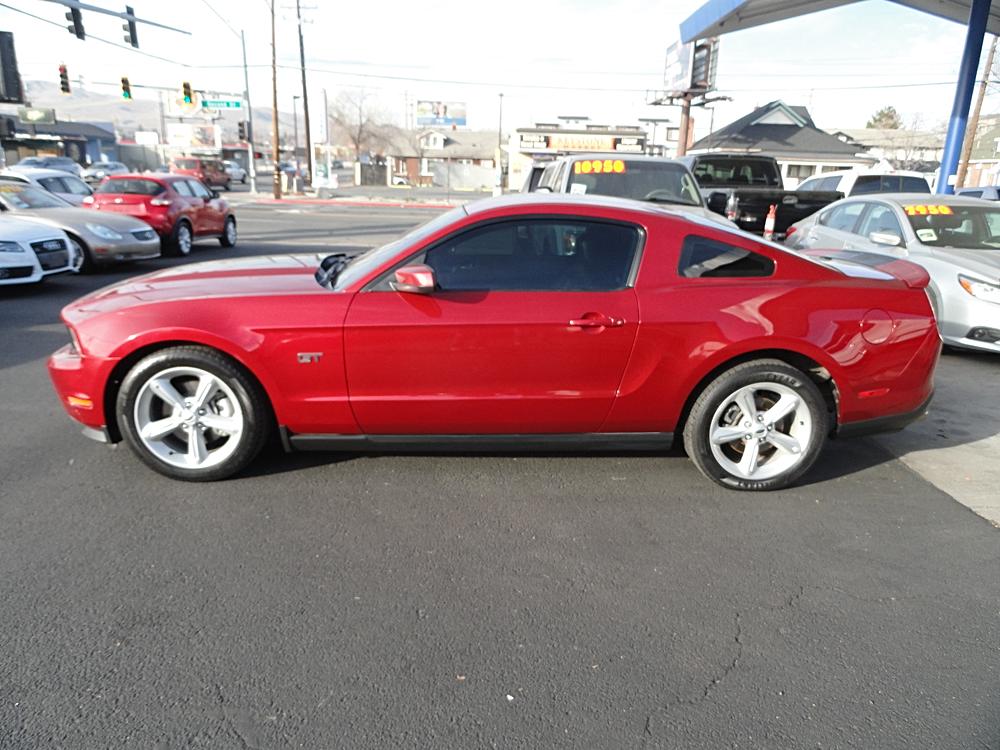 2010 Ford Mustang