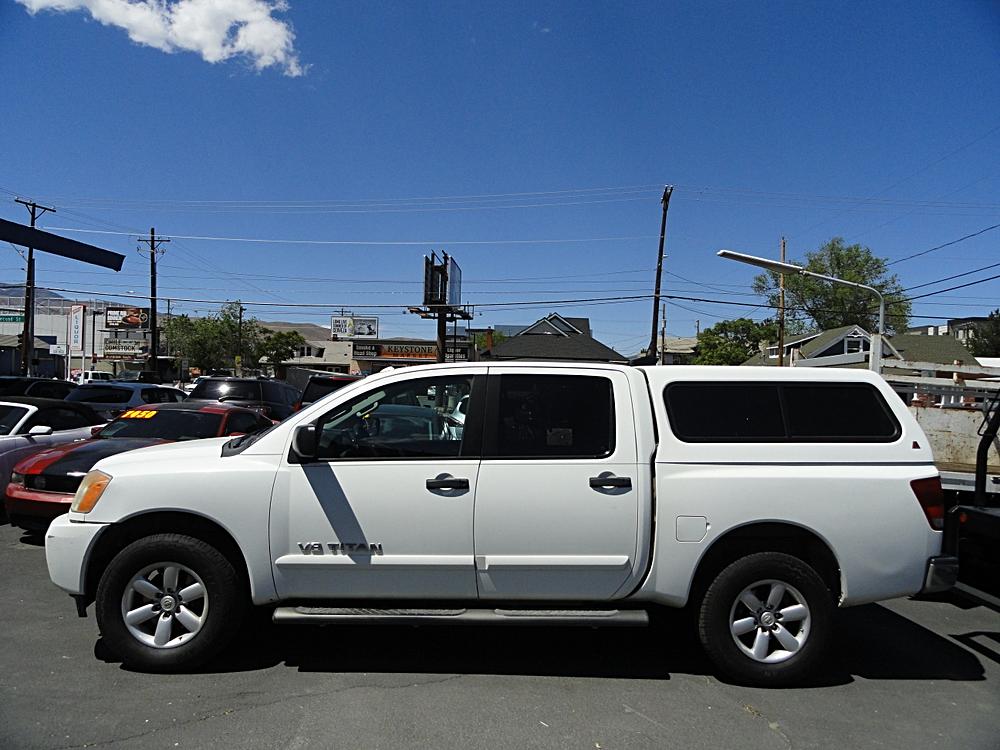 2014 Nissan Titan SV 4X4 Crew Cab SWB's photo