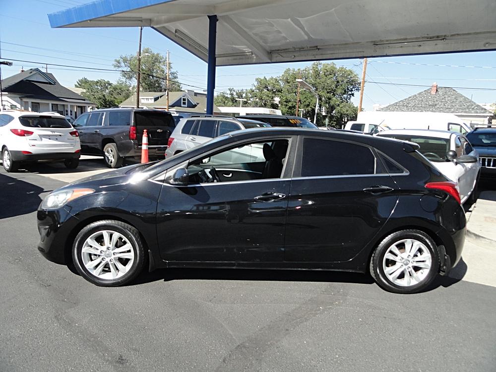 2014 Hyundai Elantra GT FWD Manual