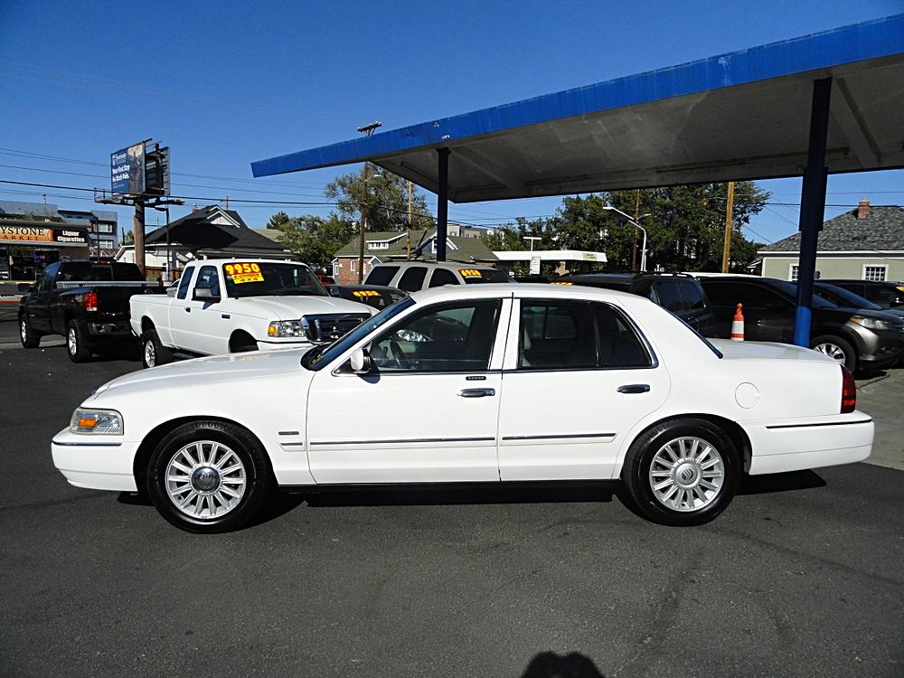 2009 Mercury Grand Marquis LS