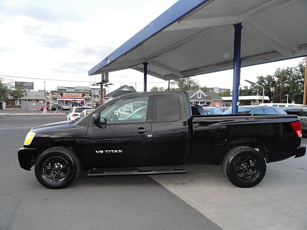 2005 Nissan Titan XE