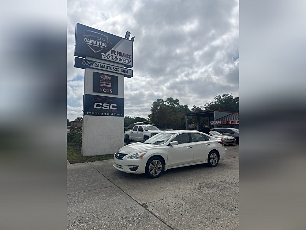 2015 Nissan Altima's photo