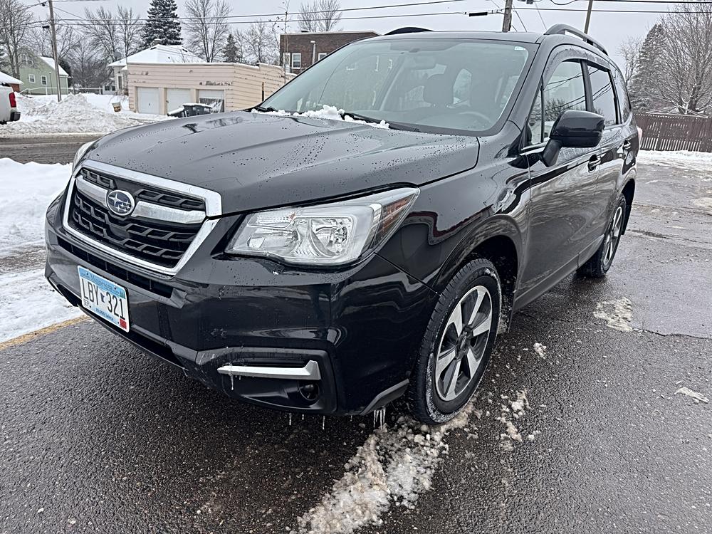 2017 Subaru Forester Premium's photo
