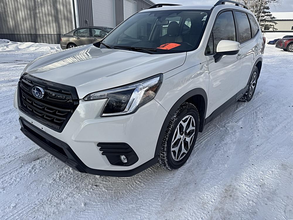 2024 Subaru Forester Premium's photo