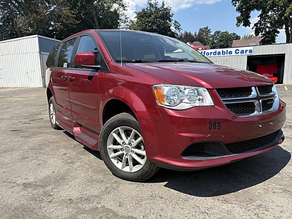 2014 Dodge Grand Caravan SXT 4dr Mini Van