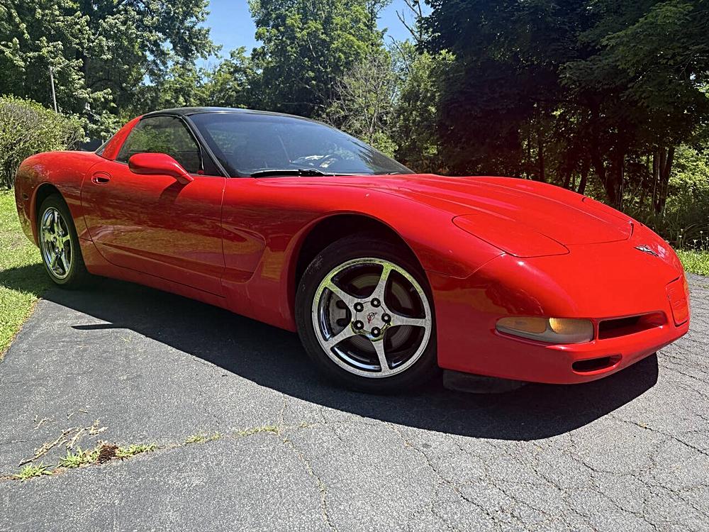 1997 Chevrolet Corvette Base 2dr Hatchback
