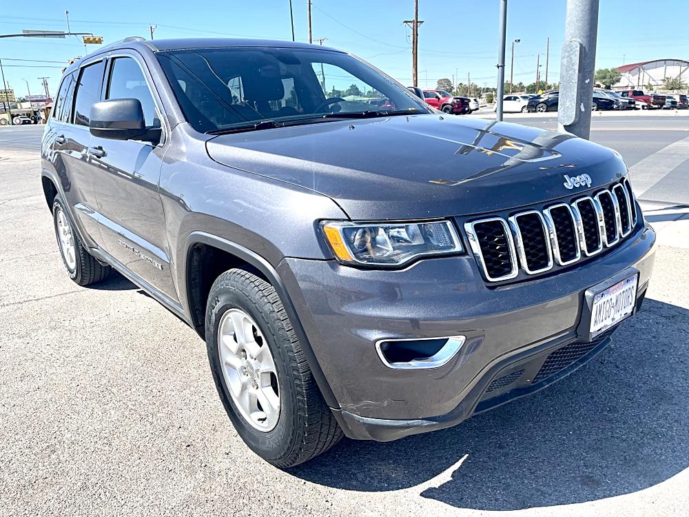 2017 Jeep Grand Cherokee Laredo E's photo