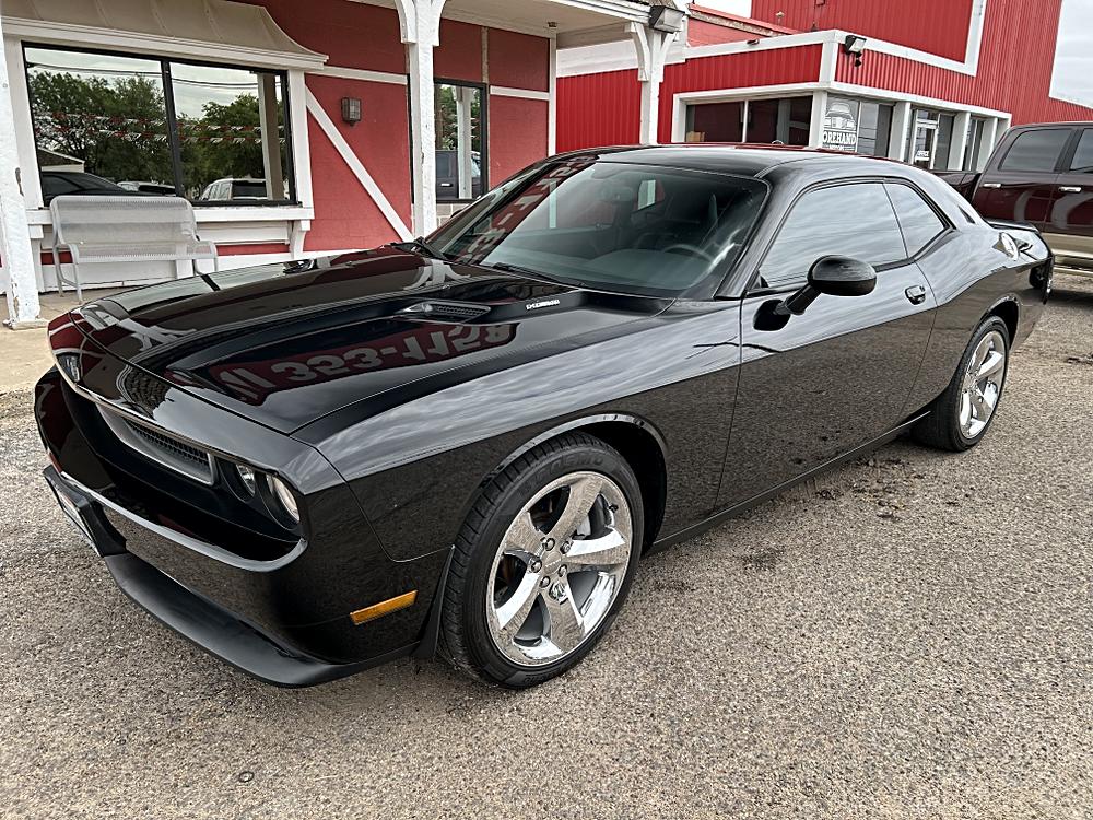 2014 Dodge Challenger R/T Plus's photo