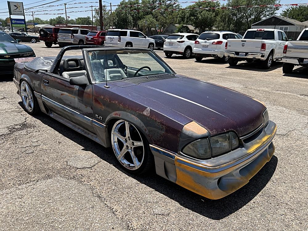 1987 Ford Mustang - Photo 8