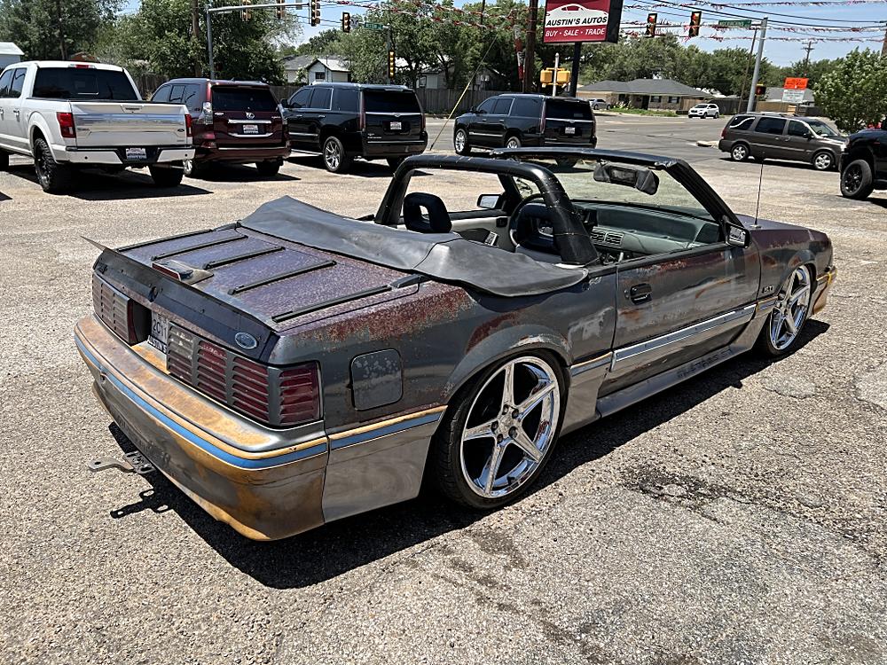 1987 Ford Mustang - Photo 6