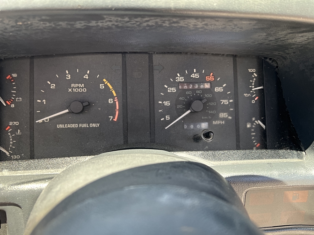 1987 Ford Mustang - Photo 13