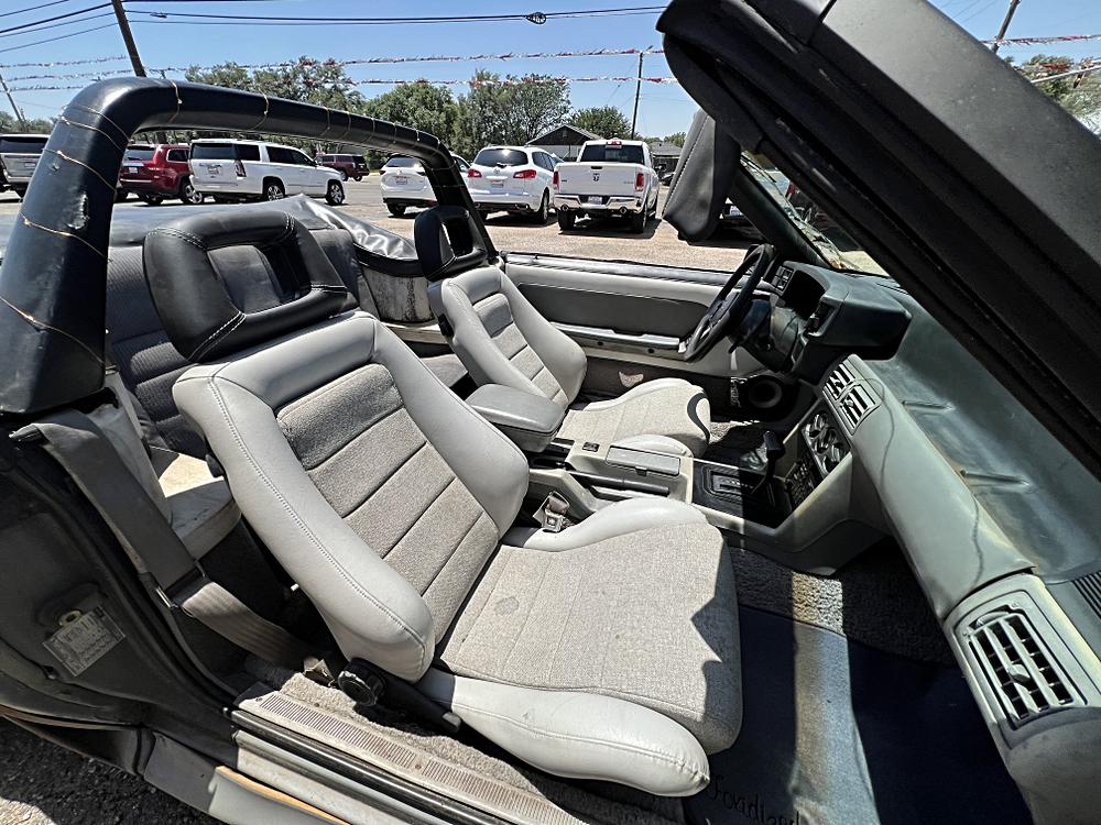 1987 Ford Mustang - Photo 16