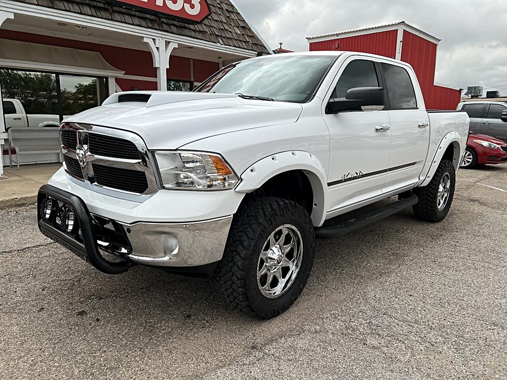 2014 RAM 1500 SLT 4x4 Crew Cab's photo