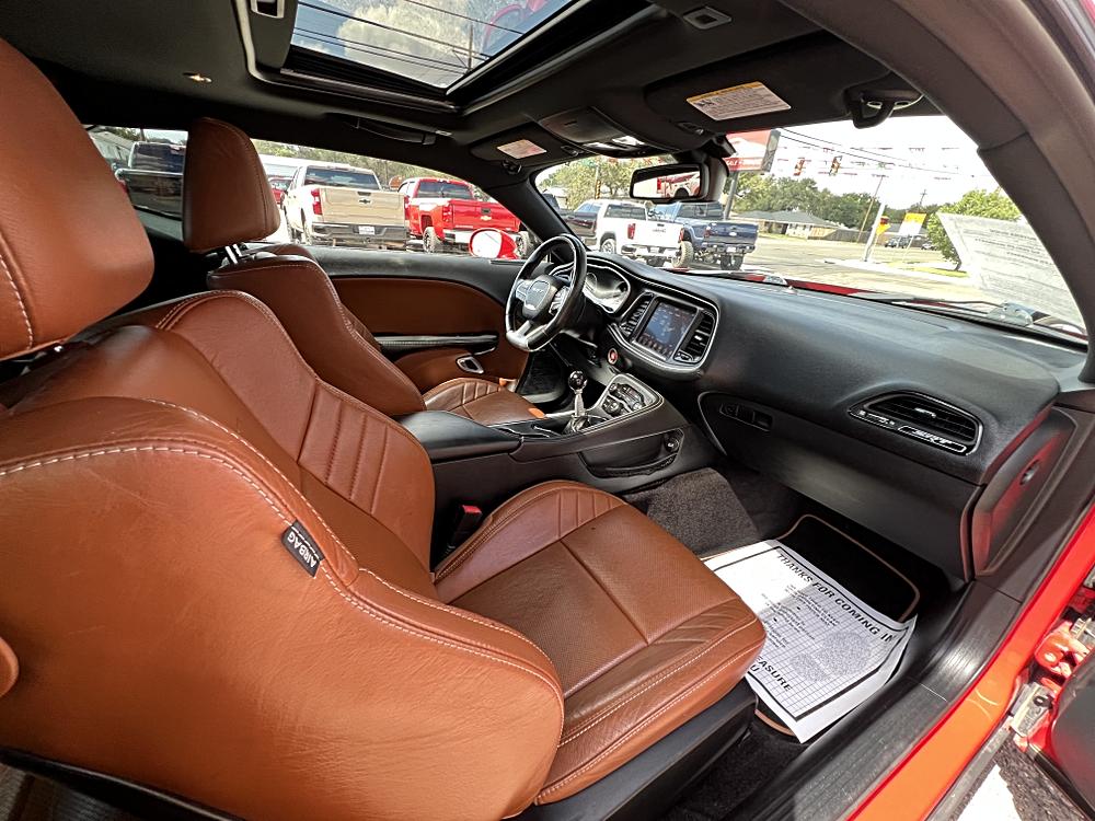 2017 Dodge Challenger SRT 392 - Photo 16