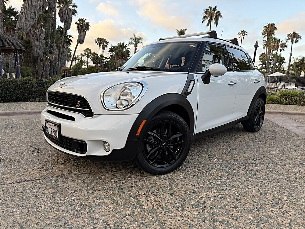2015 MINI Countryman Countryman S's photo