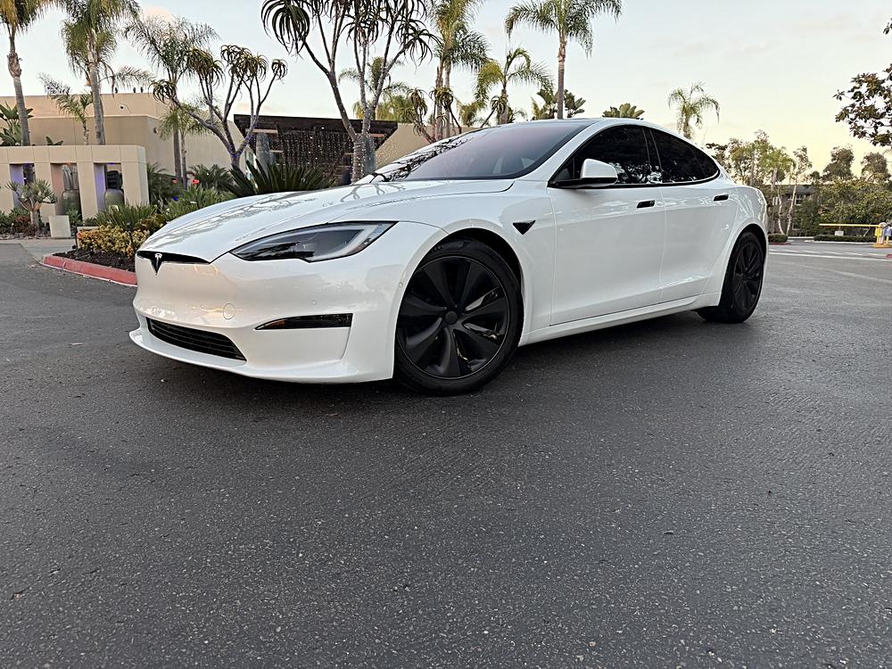 2022 Tesla Model S -'s photo