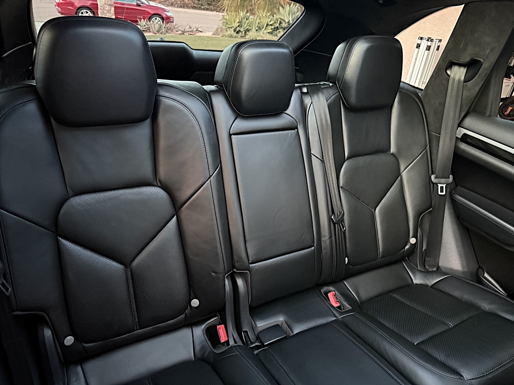 2013 Porsche Cayenne GTS - Photo 18