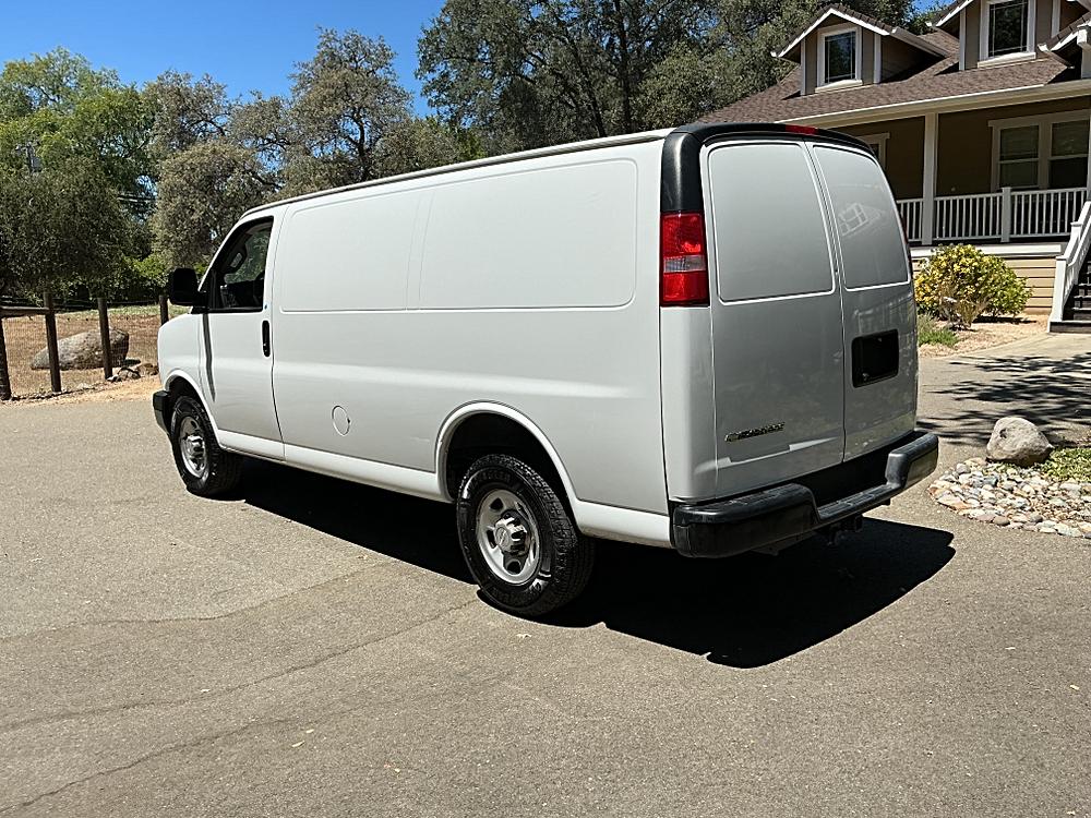 2023 Chevrolet Express Cargo Work Van - Photo 17