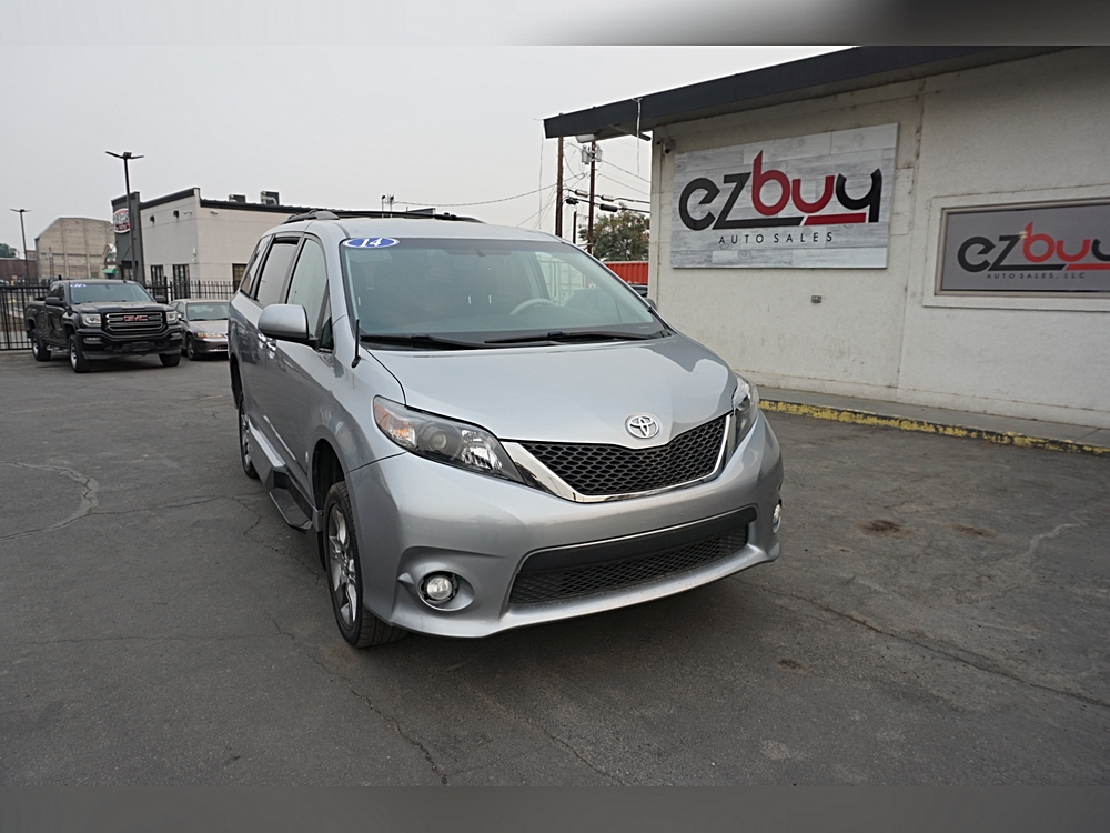 2014 Toyota Sienna